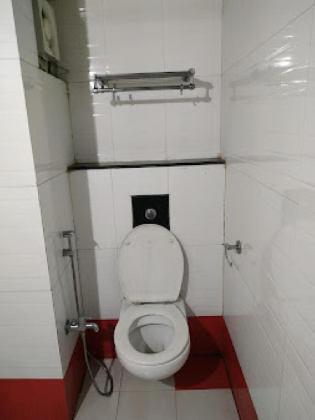 Hotel Gokul Plaza Bhubaneswar Zewnętrze zdjęcie