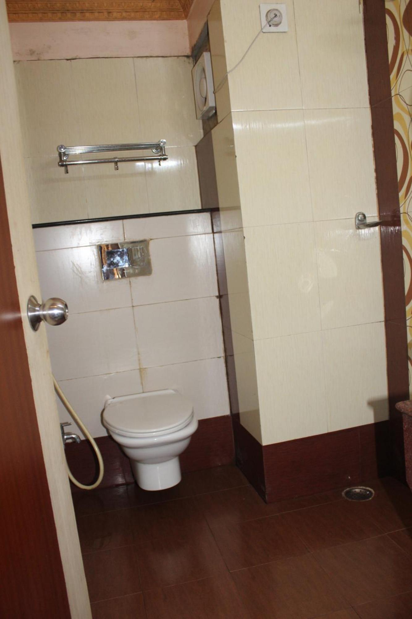 Hotel Gokul Plaza Bhubaneswar Zewnętrze zdjęcie