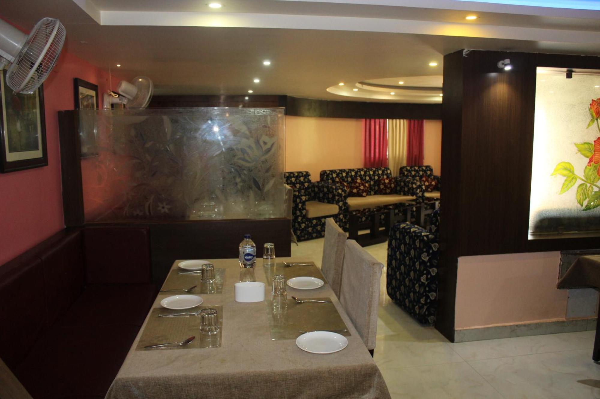 Hotel Gokul Plaza Bhubaneswar Zewnętrze zdjęcie
